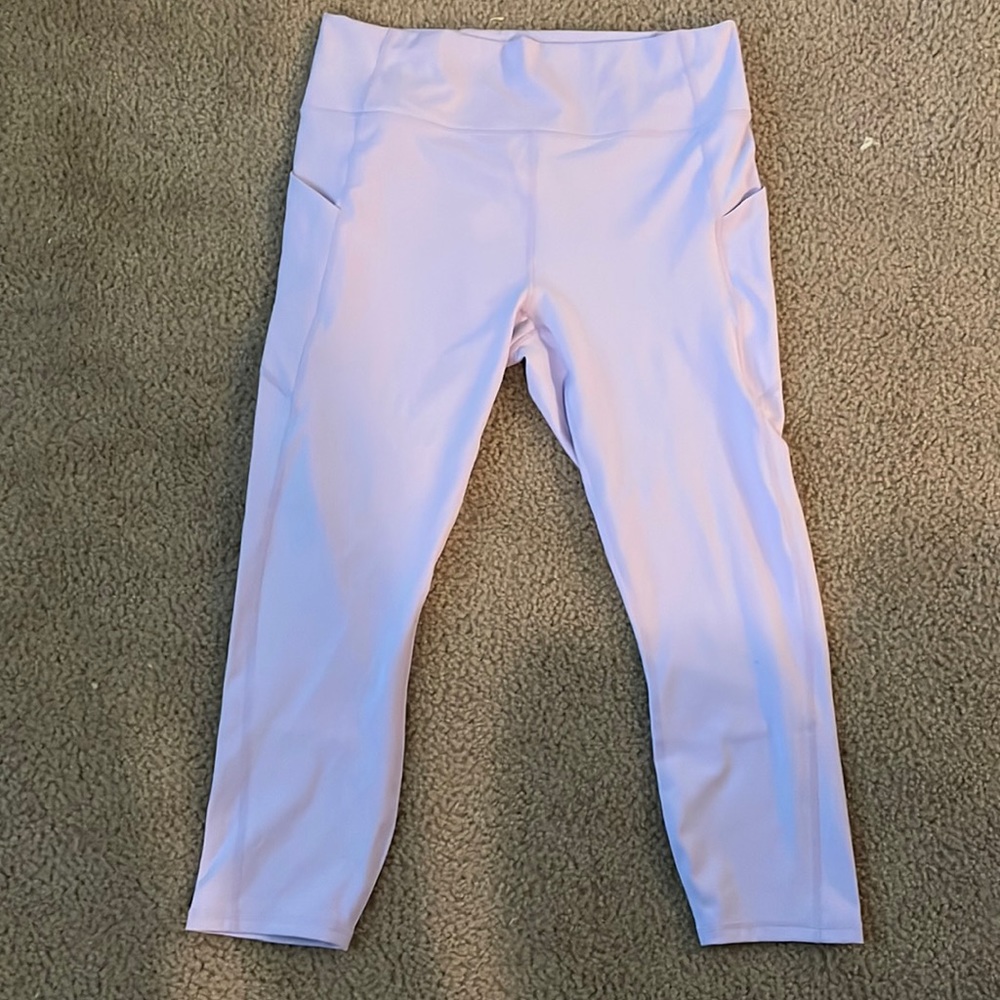 Brand new Fabletics Capris Leggings